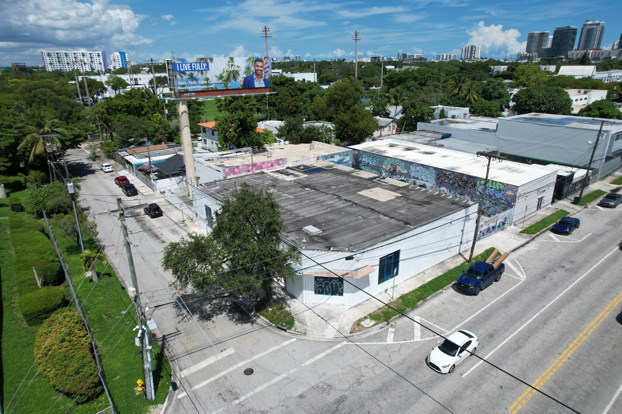 591 NW 29th St, Miami, FL à vendre Photo de l’immeuble– Image 1 sur 18