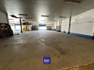 Plus de détails pour Local commercial à louer