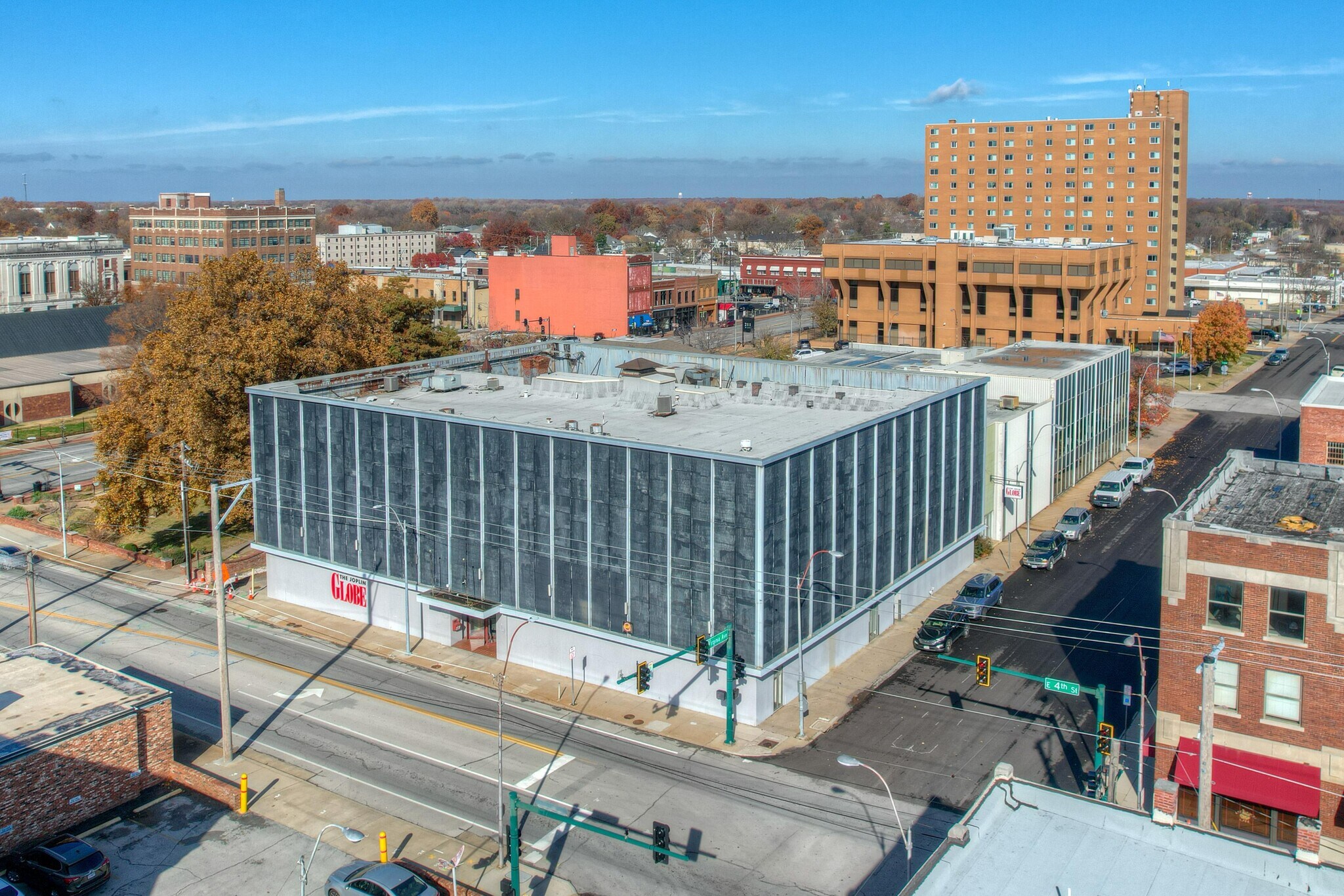 117 E 4th St, Joplin, MO à vendre Photo principale– Image 1 sur 76