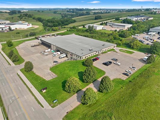 4949 Chavenelle Rd, Dubuque, IA à vendre Photo de l’immeuble– Image 1 sur 22