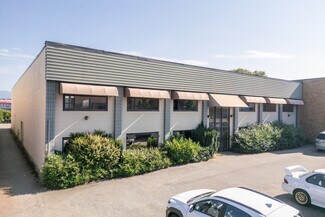 Plus de détails pour 12151 Vulcan Way, Richmond, BC - Industriel/Logistique à vendre