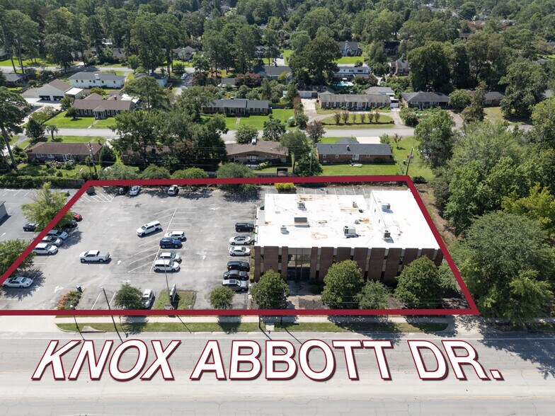 989 Knox Abbott Dr, Cayce, SC à louer - Photo de l’immeuble – Image 3 sur 17