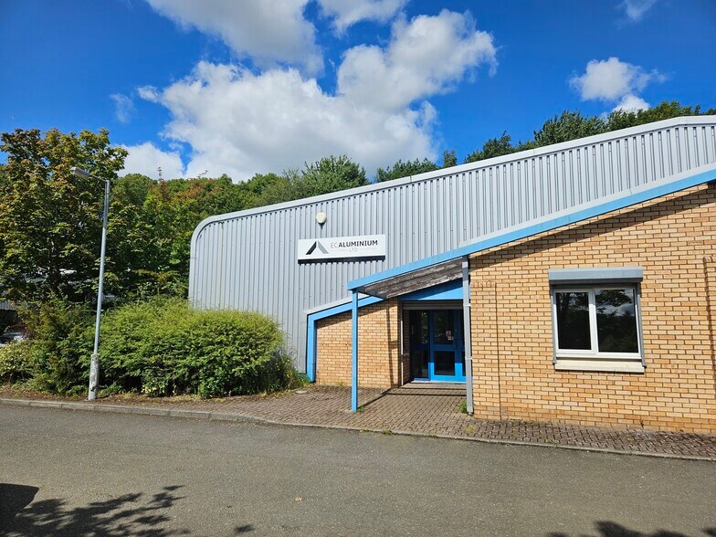 4 Crompton Rd, Glenrothes à louer - Photo de l’immeuble – Image 1 sur 3