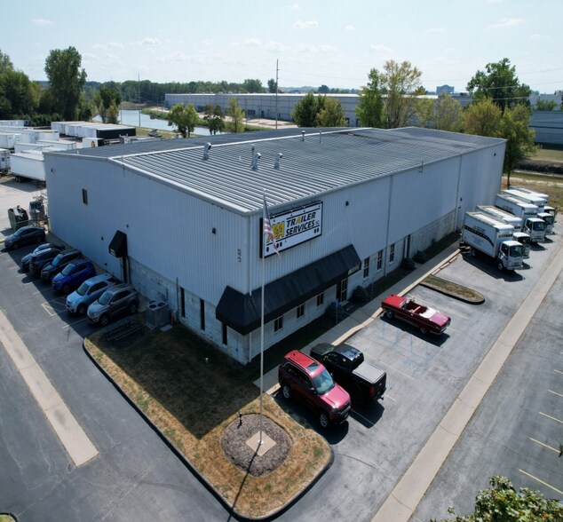 4601-4608 Crossroads Industrial Dr, Bridgeton, MO à louer - Photo de l’immeuble – Image 3 sur 11
