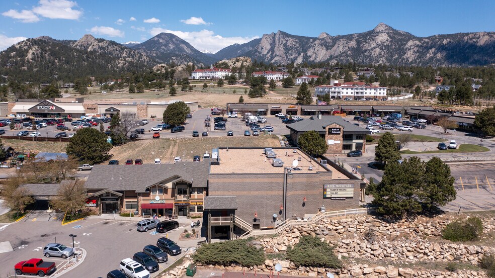 543 Big Thompson Ave, Estes Park, CO à louer - Photo de l’immeuble – Image 2 sur 7