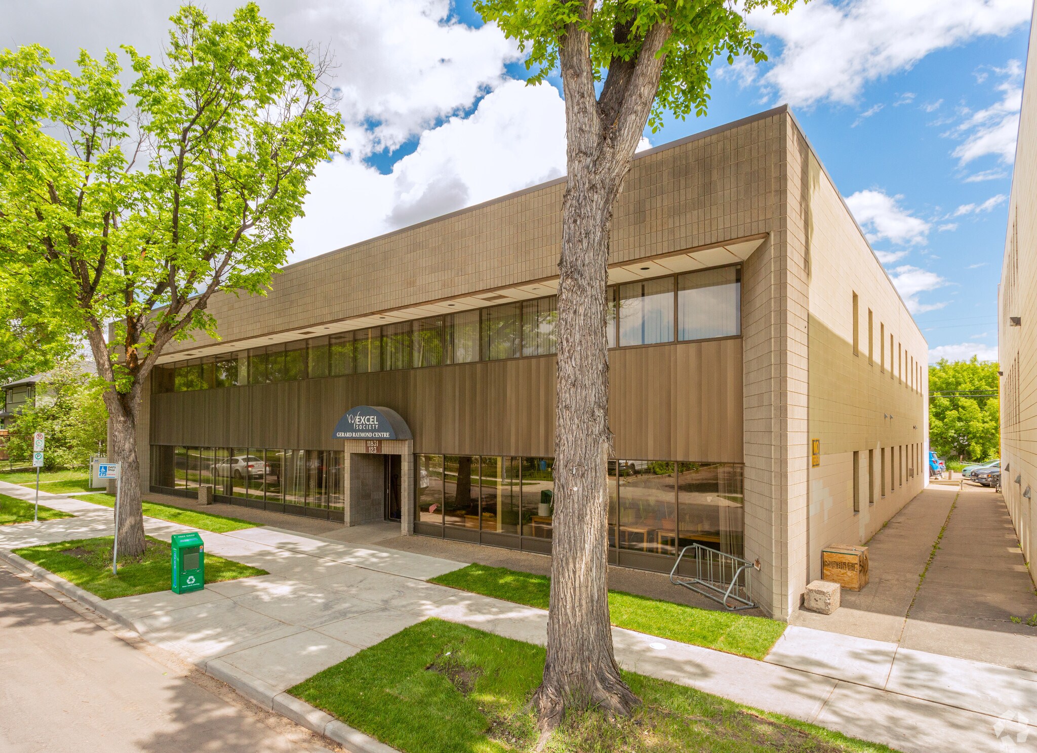 11831 123 St NW, Edmonton, AB à vendre Photo principale– Image 1 sur 123