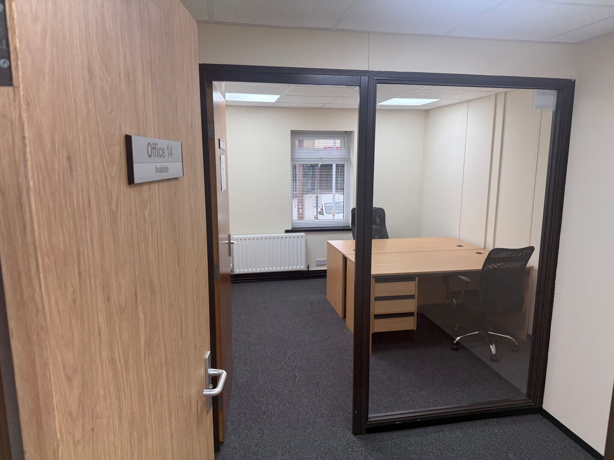 1-11 Liverpool Rd N, Liverpool à louer Photo intérieure– Image 1 sur 1