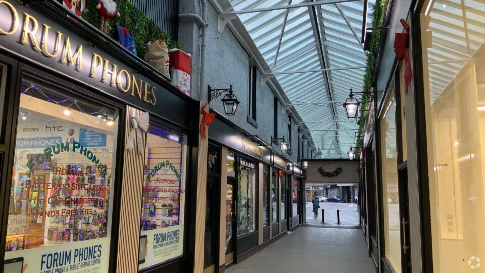 111-119 High St, Ayr à louer Photo de l’immeuble– Image 1 sur 2