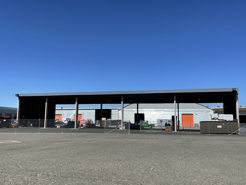 5900 Pruitt Ave, Windsor, CA à louer - Photo de l’immeuble – Image 3 sur 9