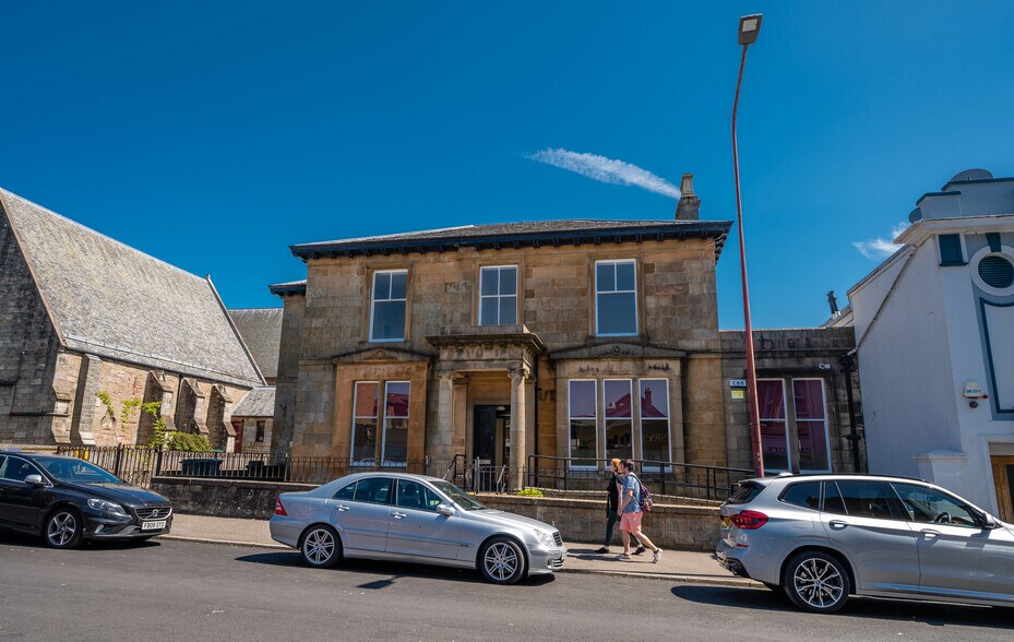 10 James St, Helensburgh à louer - Photo principale – Image 1 sur 3