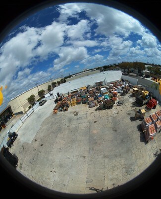 Plus de détails pour 223 S H St, Lake Worth, FL - Industriel/Logistique à vendre