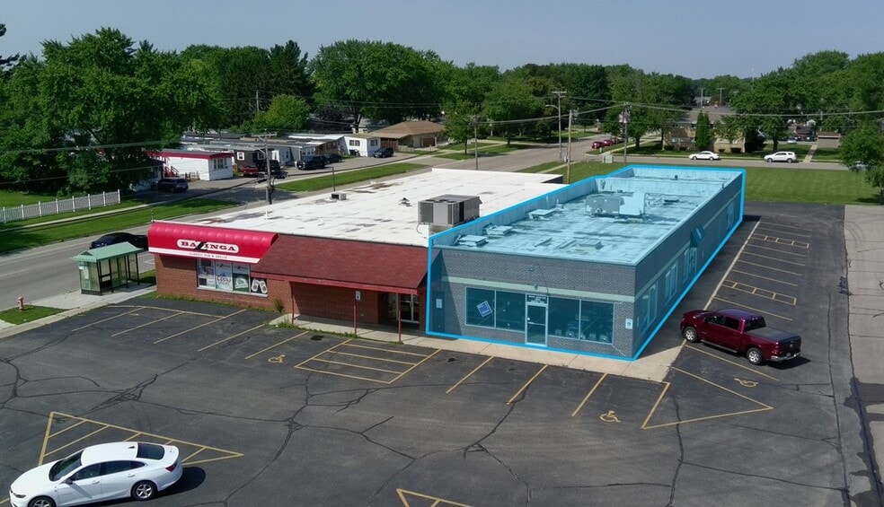 1944 Center Ave, Janesville, WI à vendre - Photo de l’immeuble – Image 1 sur 7