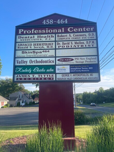 464 Wolcott Rd, Wolcott, CT à louer - Photo de l’immeuble – Image 3 sur 21