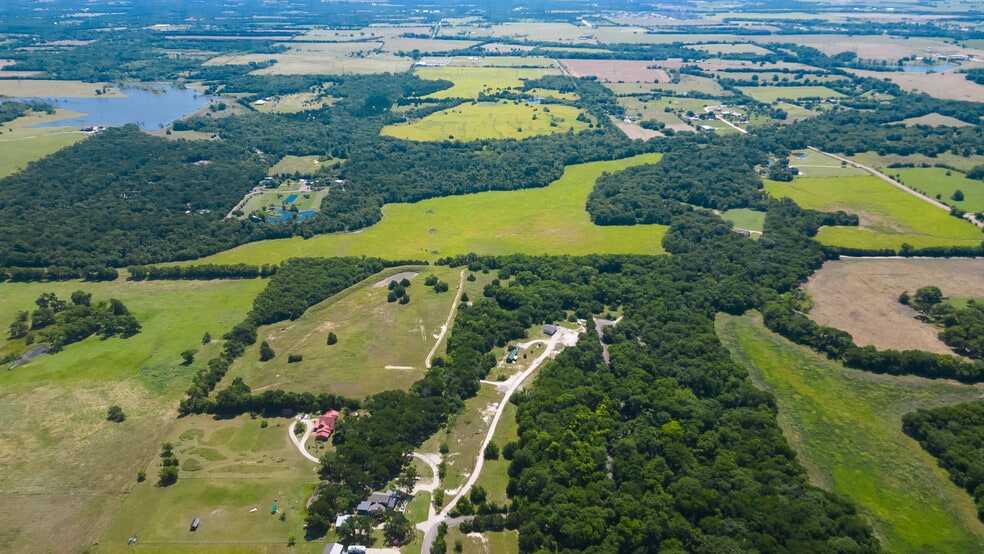 7886 County Road 172, Celina, TX à vendre - Photo principale – Image 1 sur 14