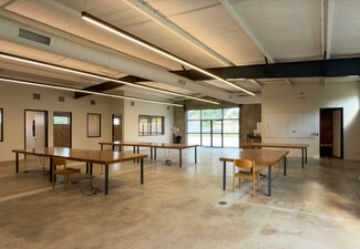 Plus de détails pour 757 Shady Ln, Austin, TX - Local d'activités à louer