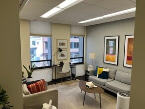 1320 19th St NW, Washington, DC à louer Photo intérieure– Image 2 sur 8