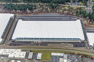 5802 S Burlington Way, Tacoma, WA à louer Photo intérieure– Image 1 sur 2