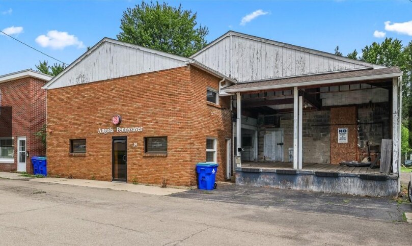 19 Center St, Angola, NY à vendre - Photo de l’immeuble – Image 2 sur 14