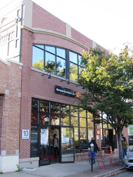 10 Lackawanna Plz, Montclair, NJ à louer - Photo de l’immeuble – Image 2 sur 8