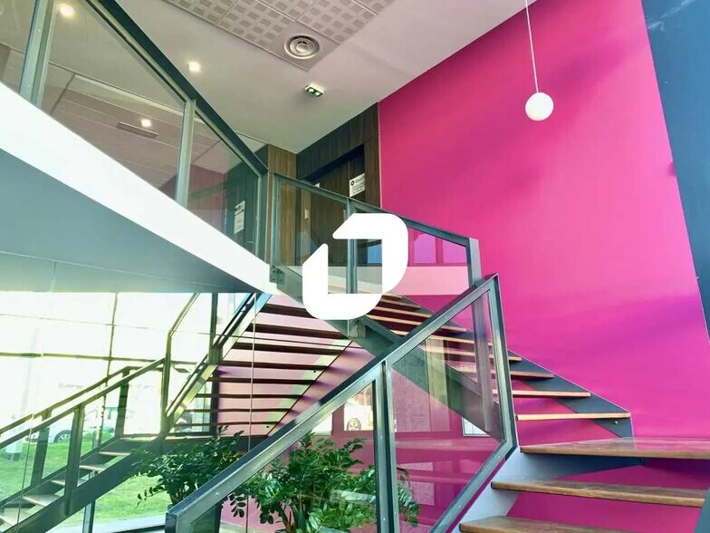 Bureau dans Montpellier à louer - Photo de l’immeuble – Image 3 sur 9
