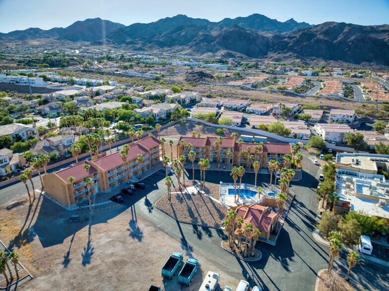 110 Ville Dr, Boulder City, NV à vendre - Aérien – Image 3 sur 28