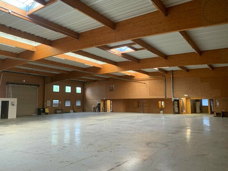 Industriel/Logistique dans Anglet à louer - Photo intérieure – Image 3 sur 3