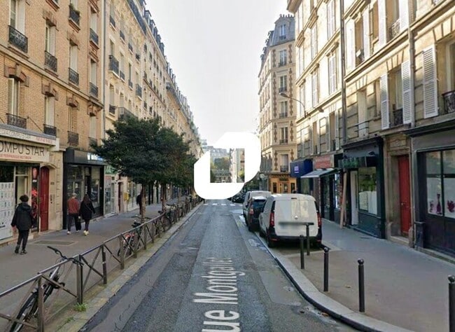 Plus de détails pour Local commercial à vendre