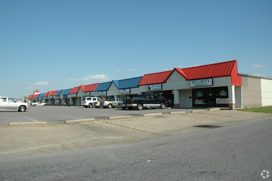 1000-1099 Vendall Rd, Dyersburg, TN à louer - Photo de l’immeuble – Image 3 sur 26