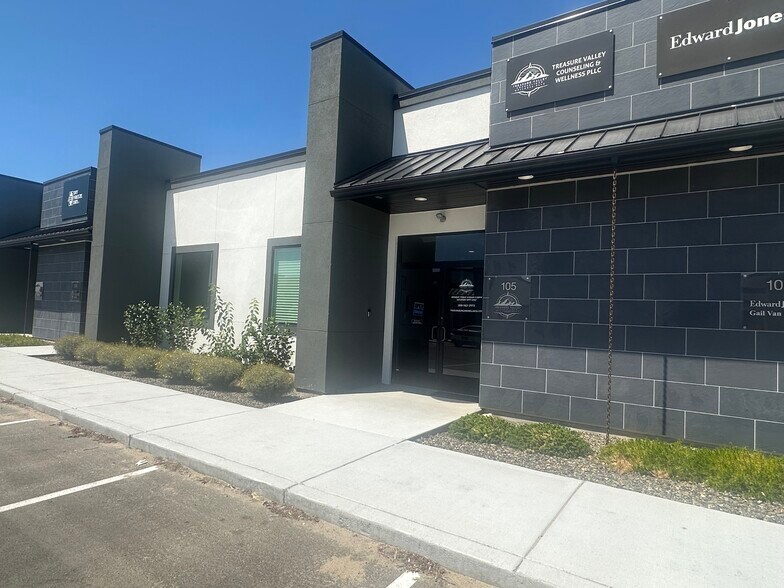 3782 E Amity Ave, Nampa, ID à louer - Photo de l’immeuble – Image 2 sur 5