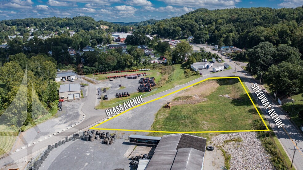 1606 Glass Ave, Fairmont, WV à louer - Photo de l’immeuble – Image 3 sur 5