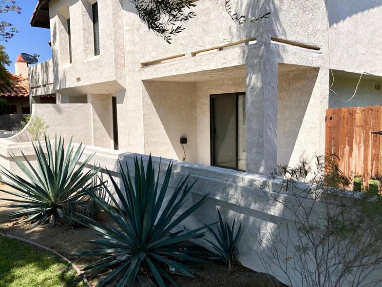 28440 Landau Blvd, Cathedral City, CA à vendre - Photo de l’immeuble – Image 2 sur 21