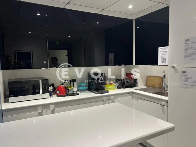 Plus de détails pour Bureau à louer