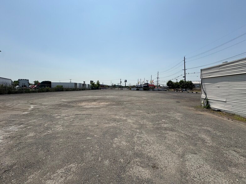 1 Hackensack Ave, Kearny, NJ à louer - Photo de l’immeuble – Image 3 sur 9