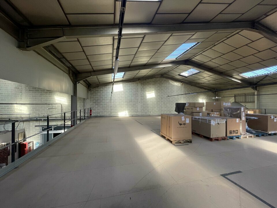 Bureau dans Rillieux-la-Pape à vendre Photo intérieure– Image 1 sur 13
