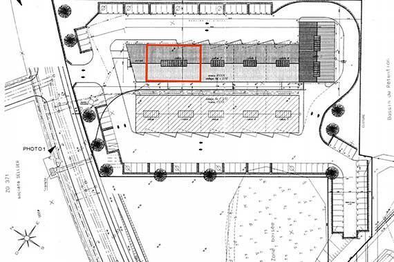 Local d’activités dans Villeneuve-Saint-Germain à louer - Photo de l’immeuble – Image 3 sur 3