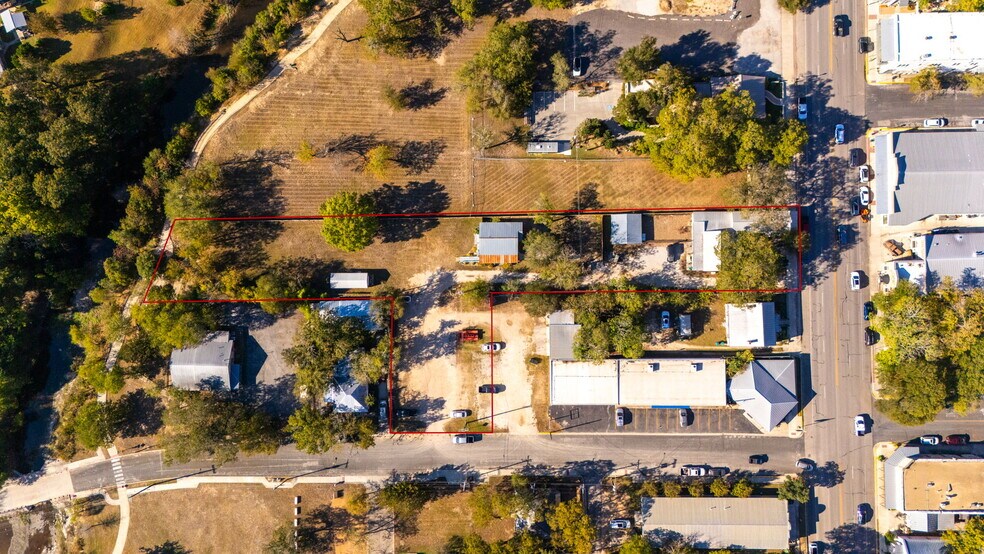 322 S Main St, Boerne, TX à vendre - Aérien – Image 2 sur 58