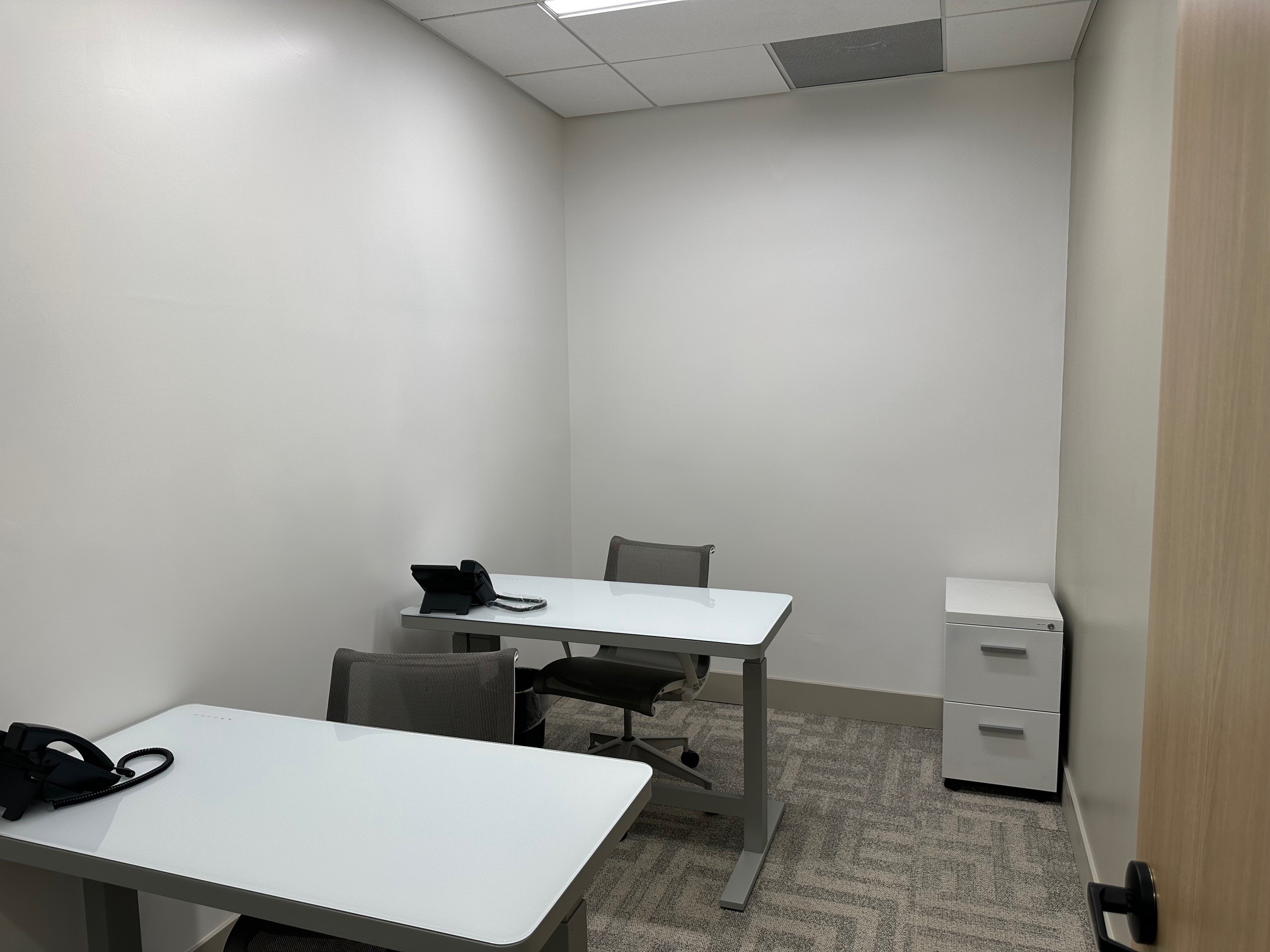 59 E Foothill Blvd, Arcadia, CA à louer Photo intérieure– Image 1 sur 1