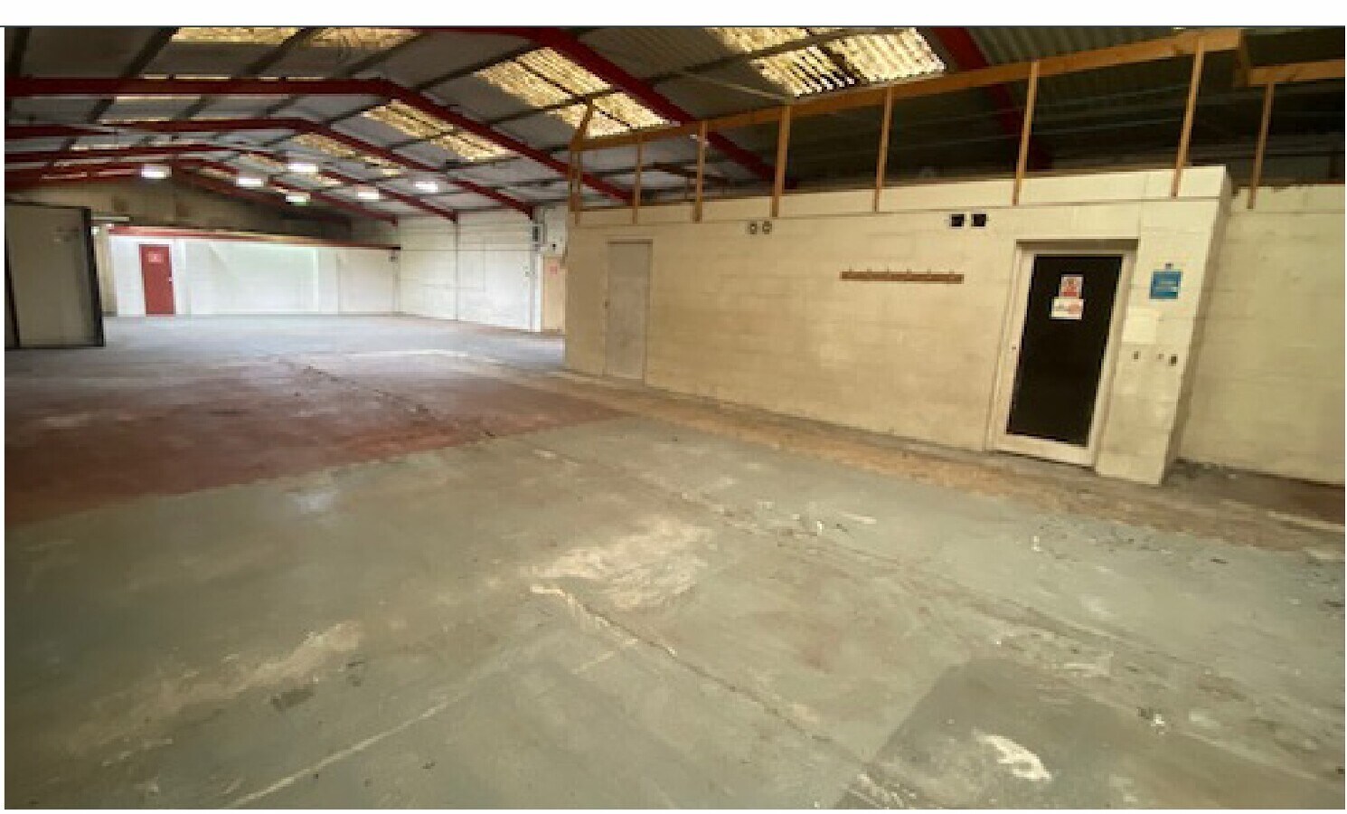 13-14 Clifton Rd, Huntingdon, CAM PE29 7EJ - Lot Unit 13 - - Photo intérieure - Image 1 of 3