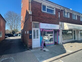 Plus de détails pour 62-62A Frimley High St, Frimley - Local commercial à louer