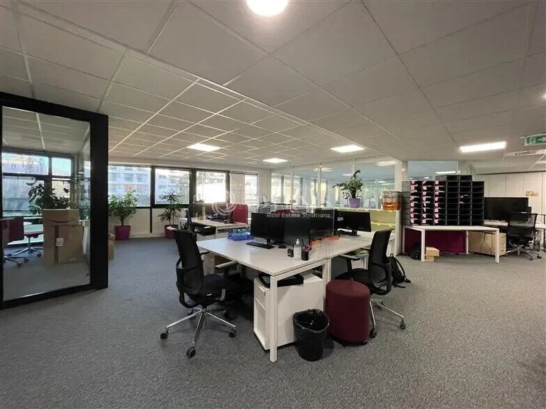 Bureau dans Levallois-Perret à louer - Photo de l’immeuble – Image 2 sur 6