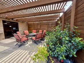 150 Vallecitos de Oro, San Marcos, CA à louer Photo intérieure– Image 2 sur 4