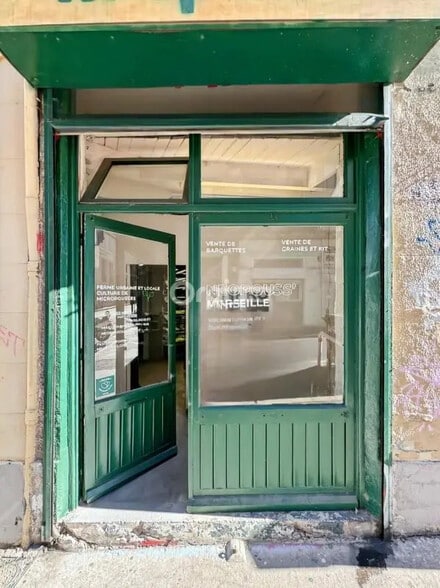 Local commercial dans Marseille à louer - Photo de l’immeuble – Image 1 sur 5