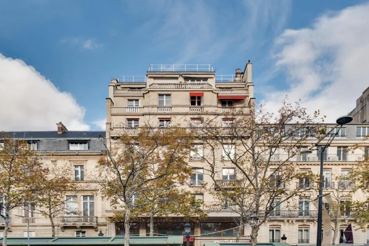 Bureau dans Paris à louer Photo de l’immeuble– Image 1 sur 9