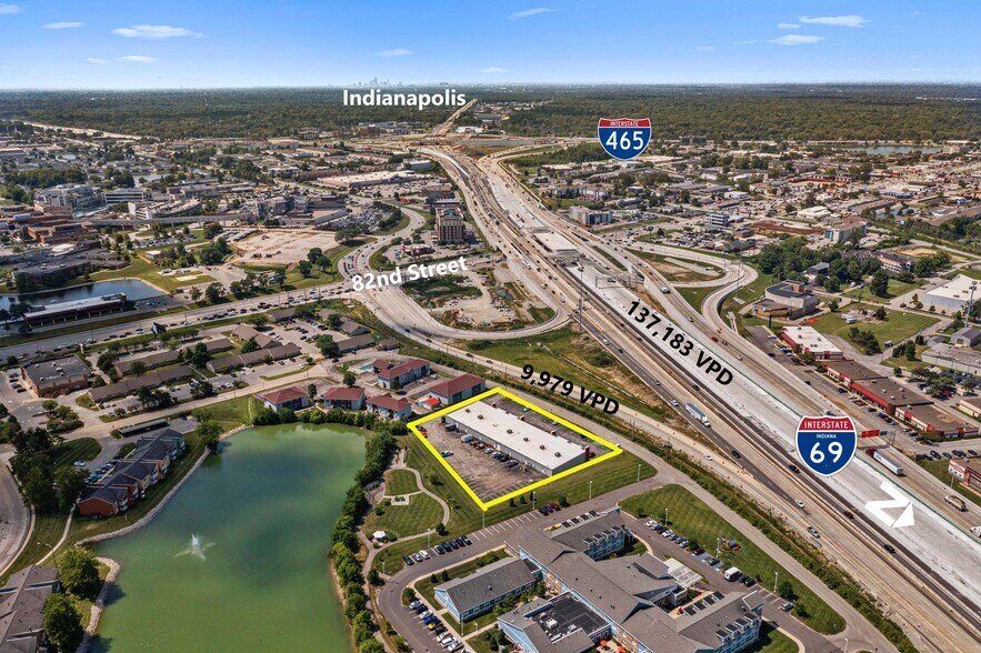 8345 Clearvista Pl, Indianapolis, IN à louer - Photo de l’immeuble – Image 3 sur 3