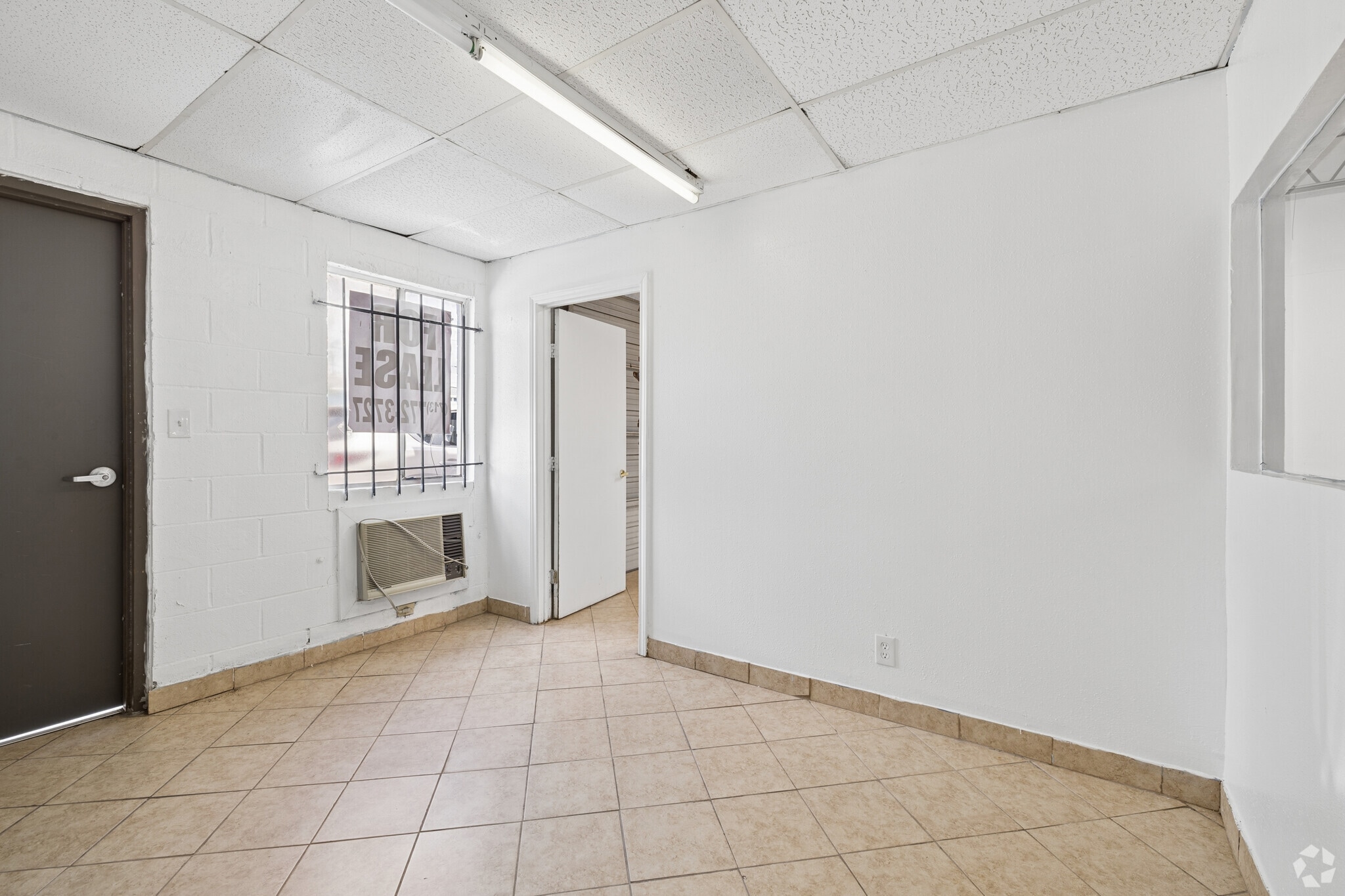 7001 Mullins Dr, Houston, TX à louer Photo intérieure– Image 1 sur 4