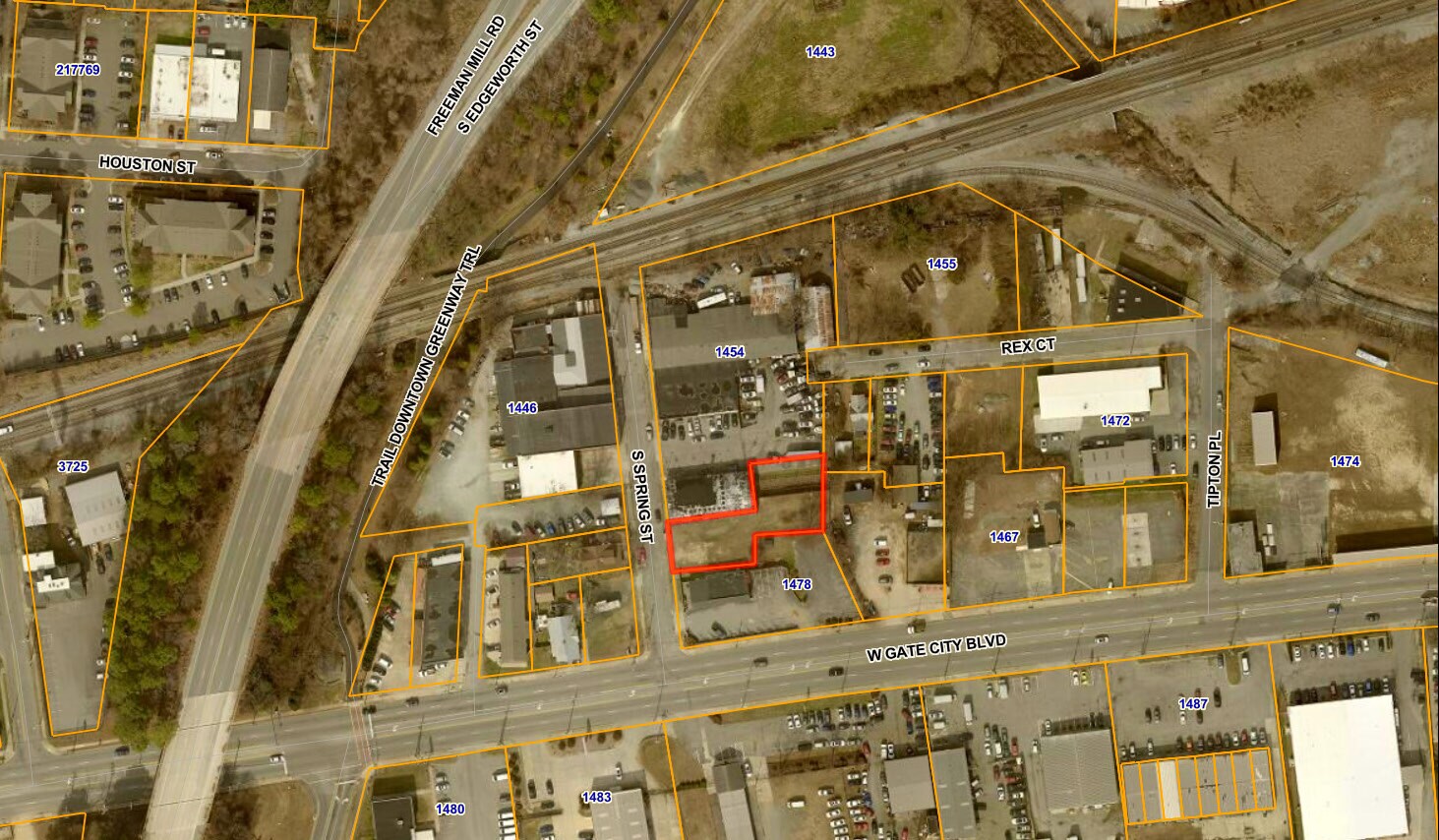 659 S Spring St, Greensboro, NC à louer Aérien– Image 1 sur 4