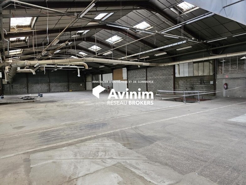 Industriel/Logistique dans Thônes à vendre - Photo de l’immeuble – Image 2 sur 8