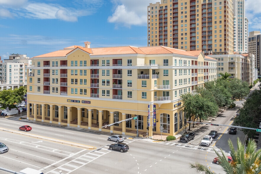 7350 SW 89th St, Miami, FL à louer - Photo de l’immeuble – Image 2 sur 9