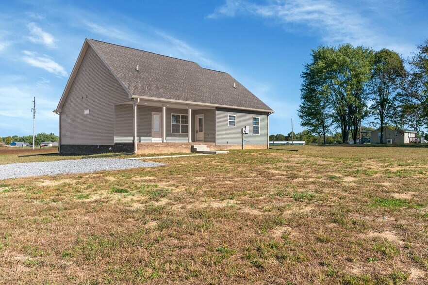 3424 Galen Rd, Lafayette, TN à vendre - Photo principale – Image 1 sur 1