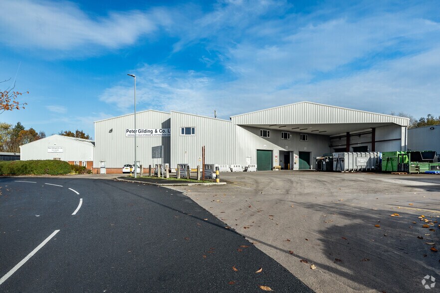 Caddick Rd, Prescot à louer - Photo de l’immeuble – Image 2 sur 4